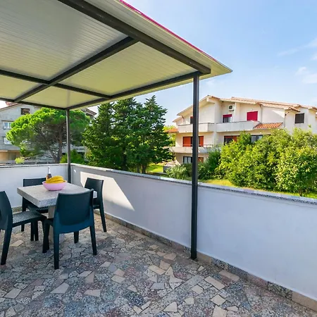 Apartments Milena